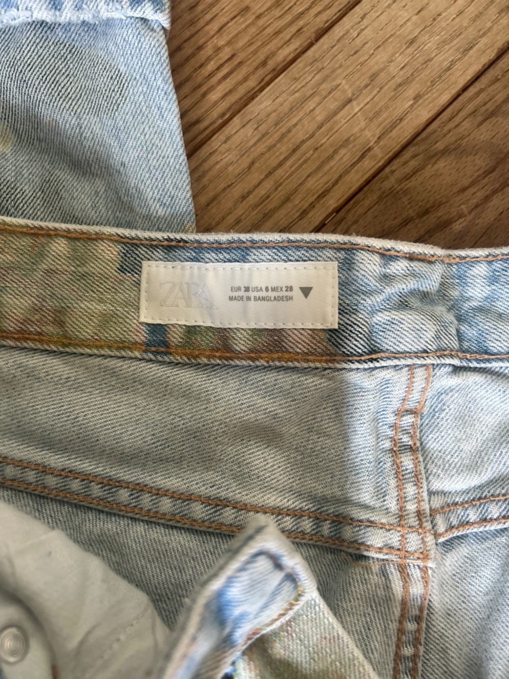 Zara Floral Print Wide Leg Jeans - Picture 4 of 5